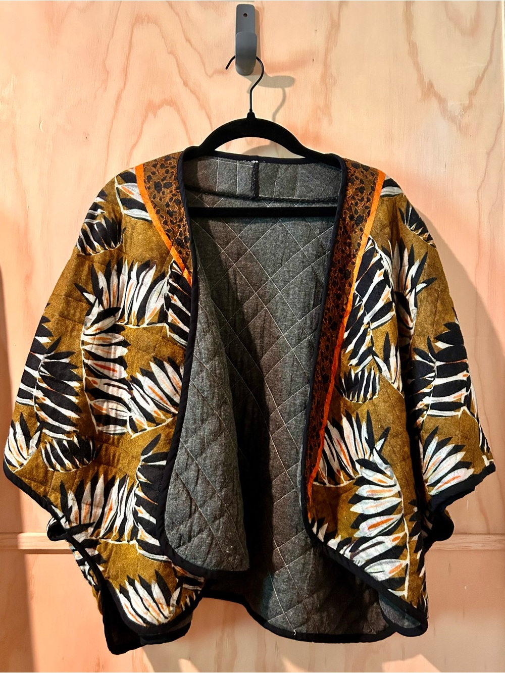 Anthropologie Quilted Olive-Brown Palm Leaf Shrug Grey Reversible Inside